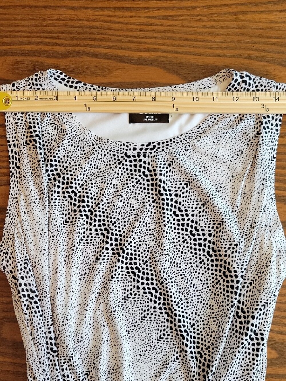 NWT -- GUESS " Hailey"  Black and White Printed Tie-Waist Mini Dress | Size: 6 - Picture 5 of 10